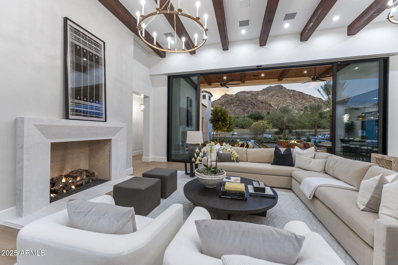 7501 N Eucalyptus Dr