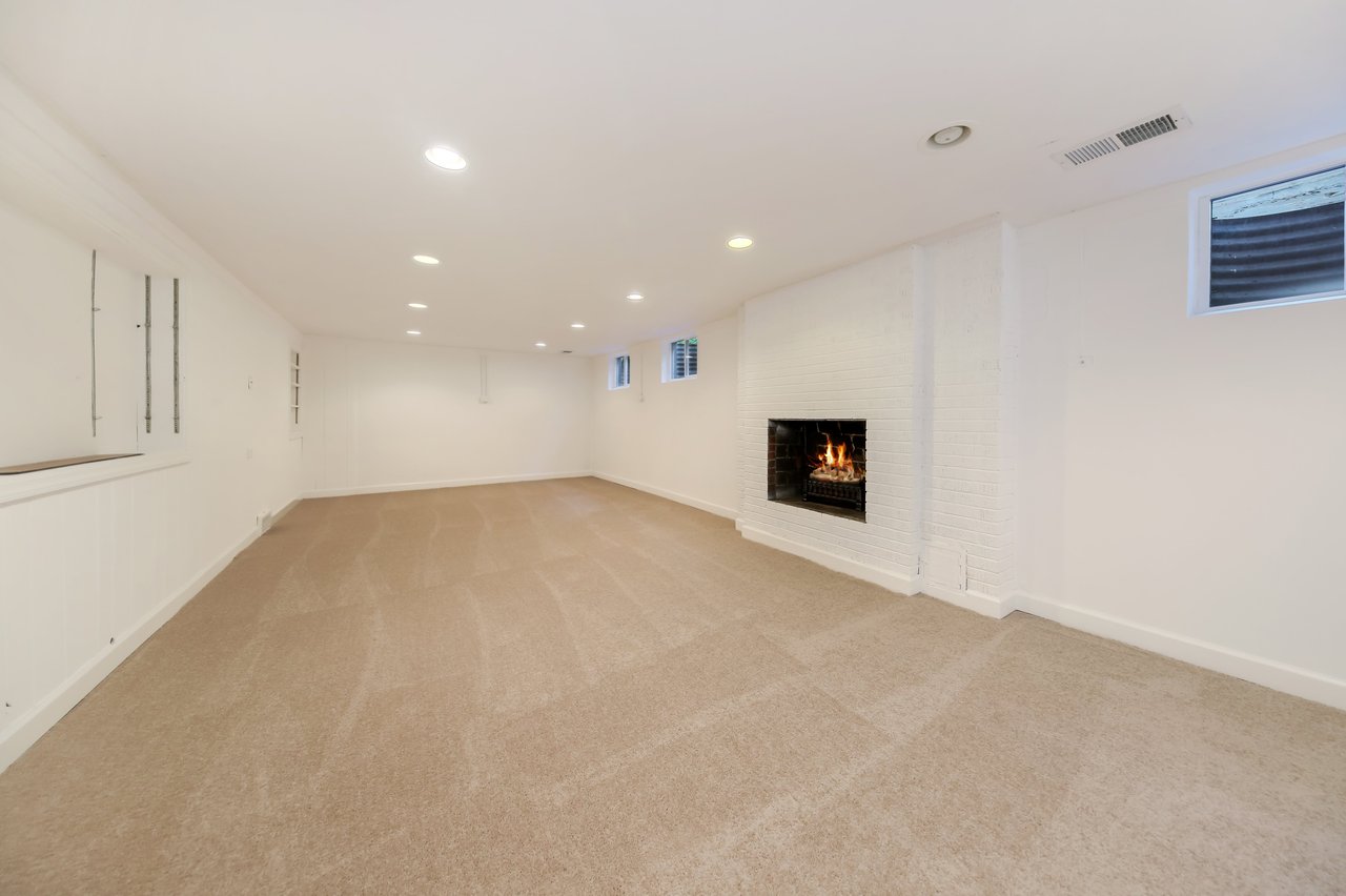 Here Is The Western Springs Home You Have Been Waiting For