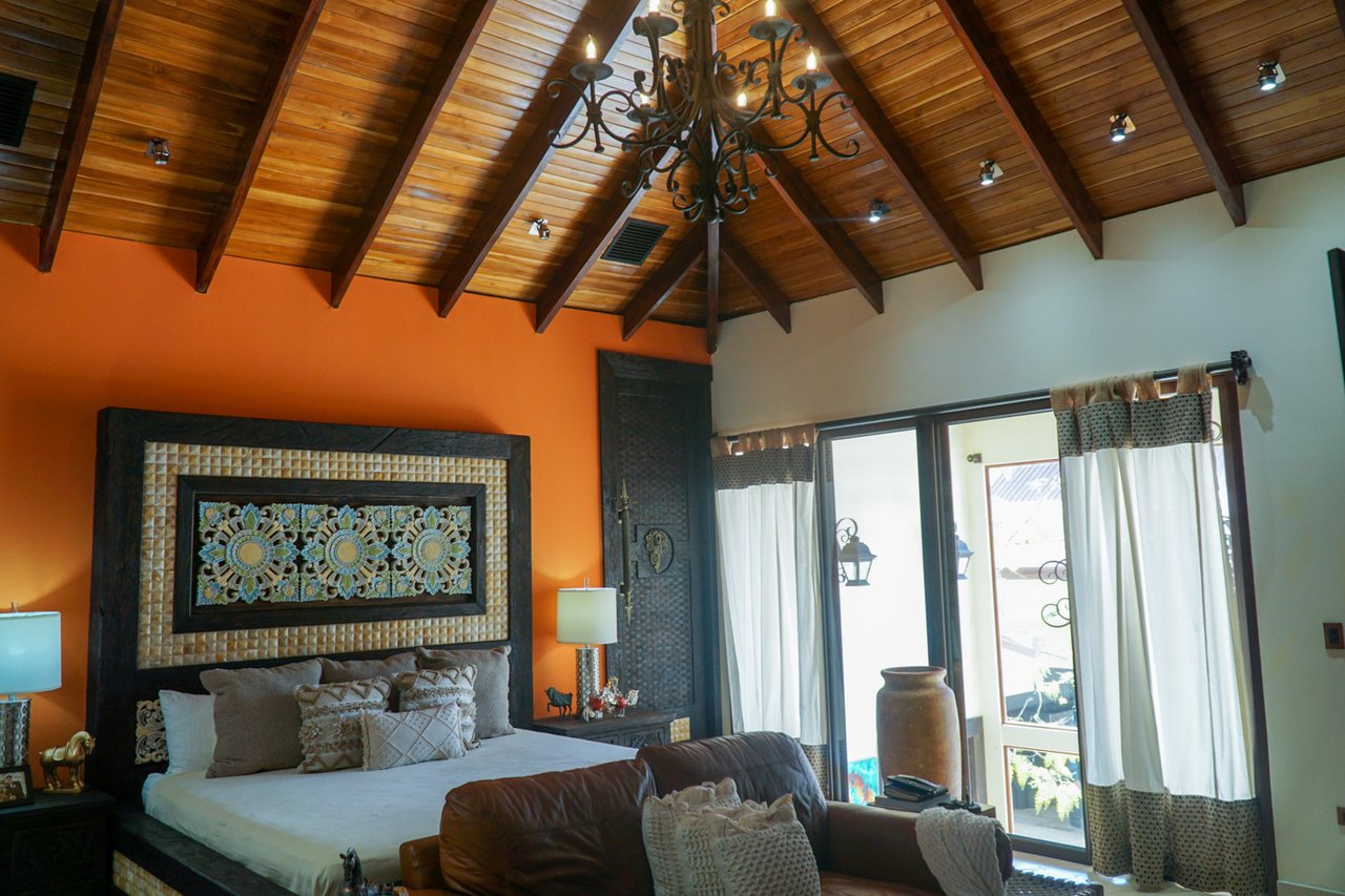 Equestrian Country Estate, Perez Zeledon, San Jose