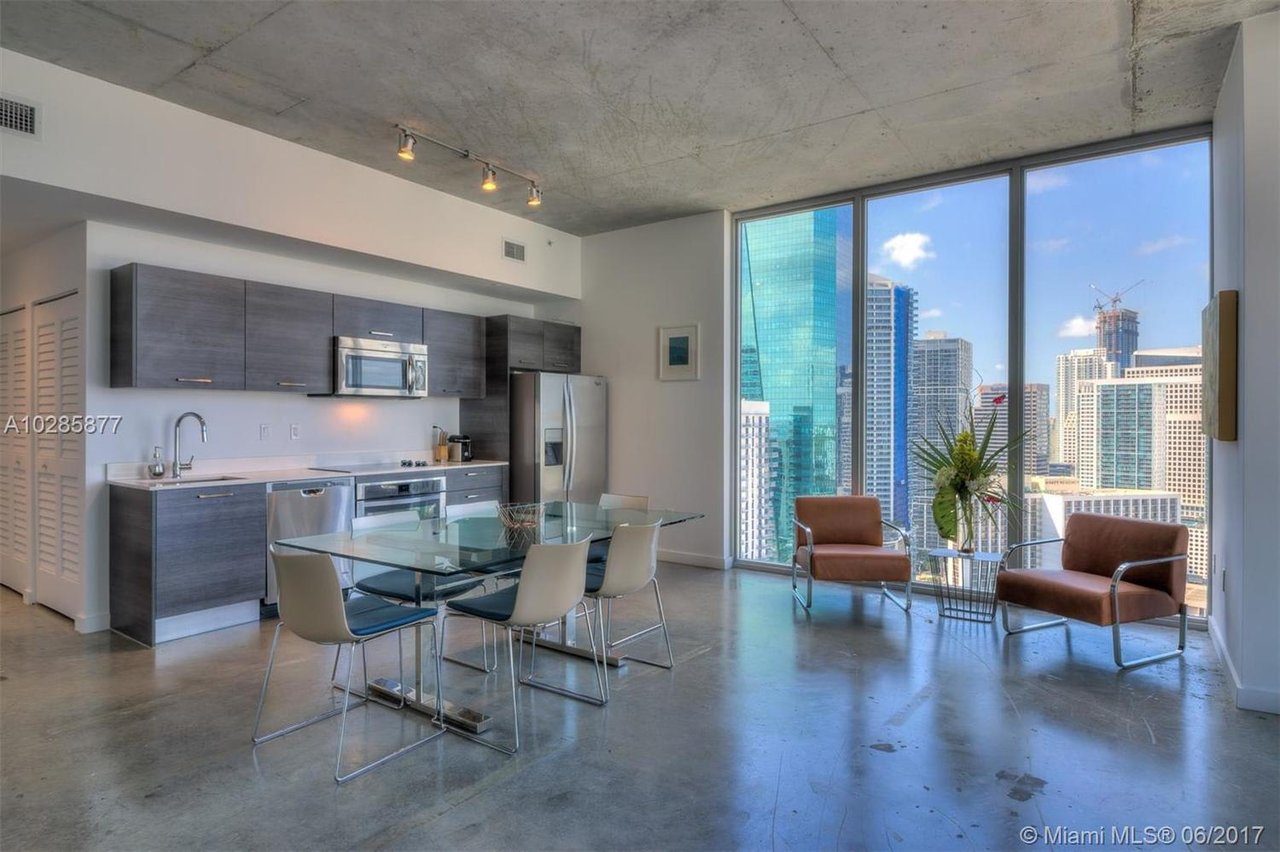151 SE 1st St, #3211