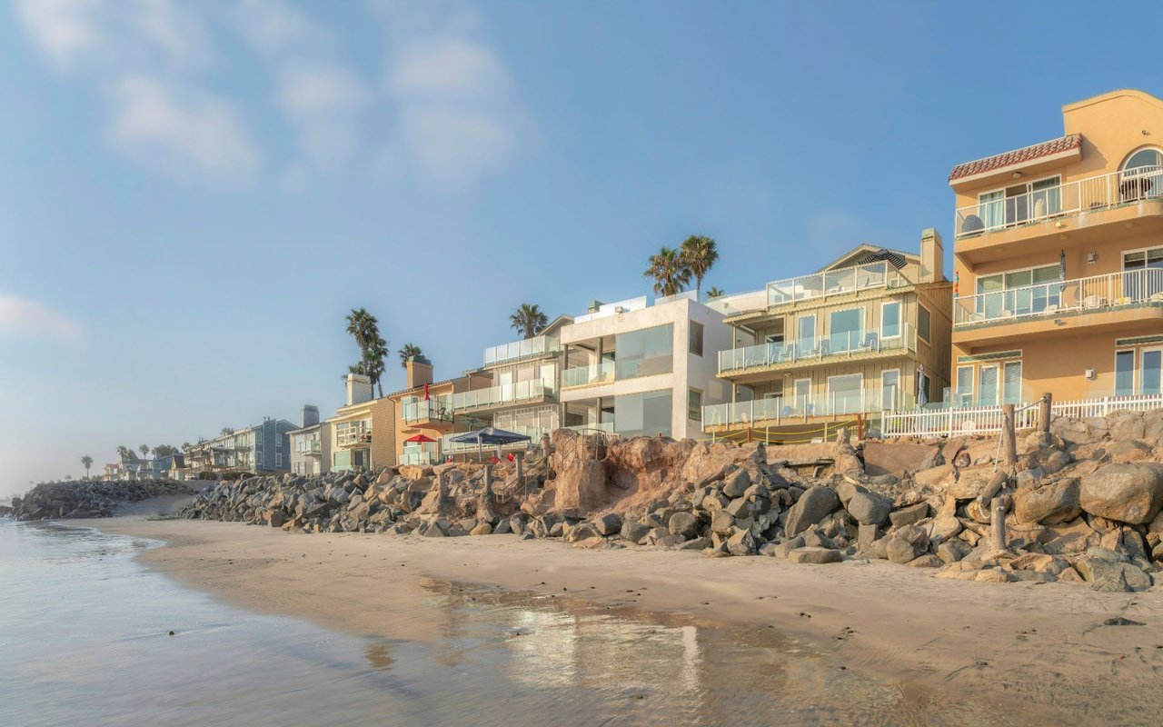 homes by the beach in Carlsbad