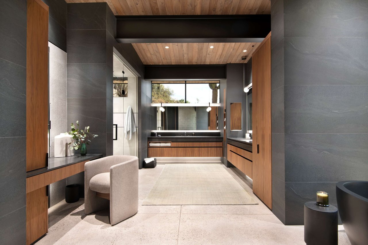 Hillside Modern Luxury Home in Paradise Valley, Arizona