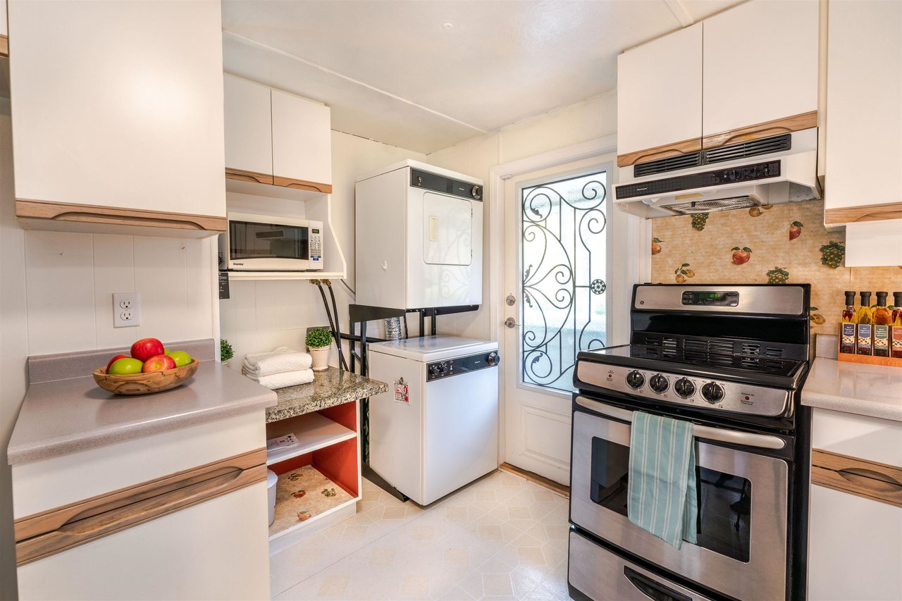 282 Tyee Dr