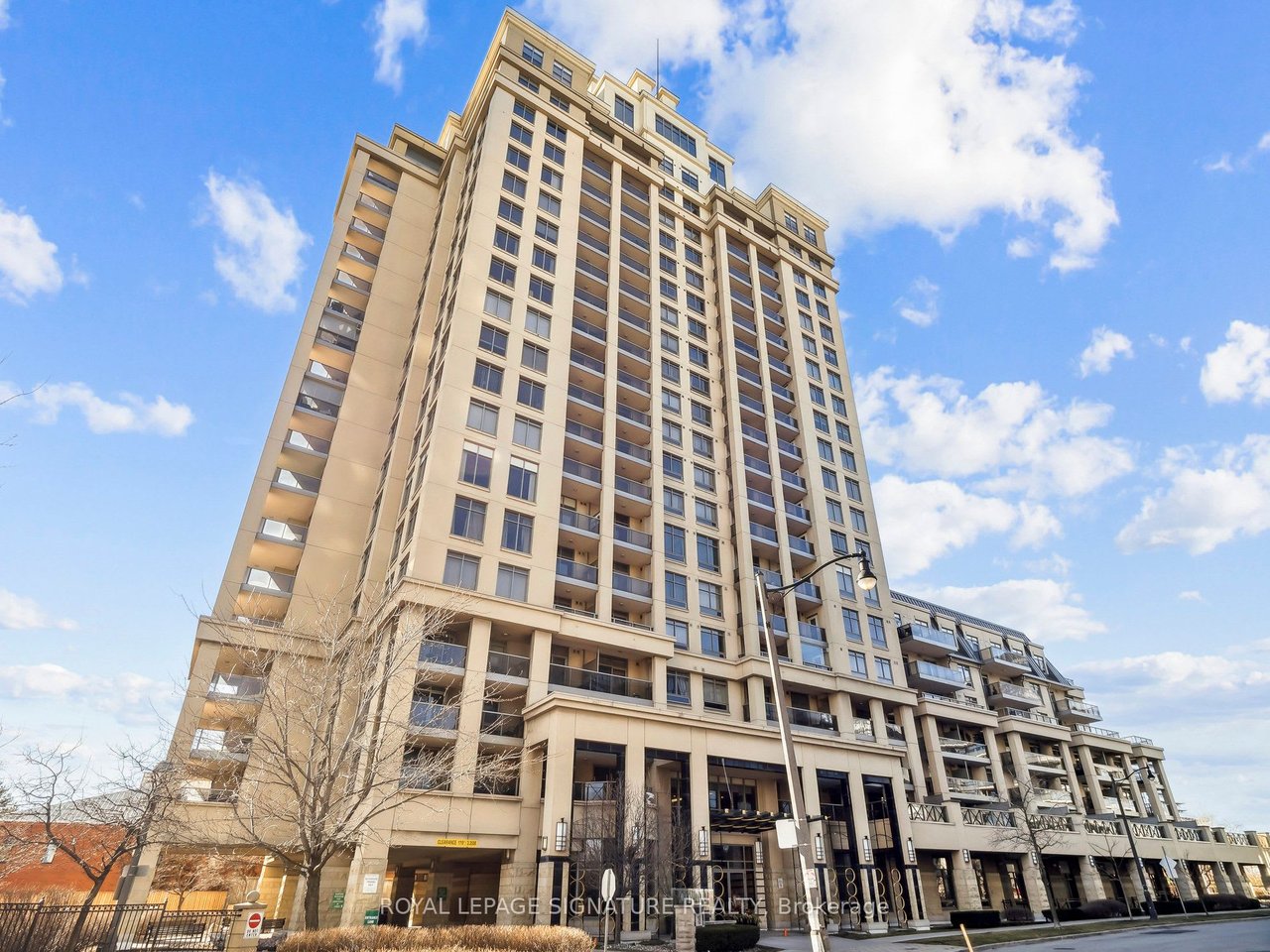 18 Kenaston Gdns 804
