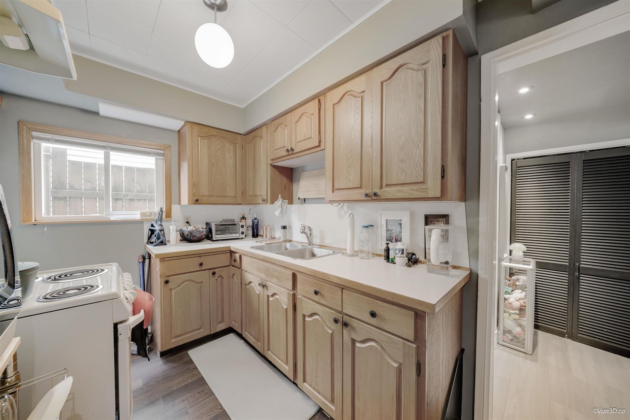 2052 W Keith Road, North Vancouver
