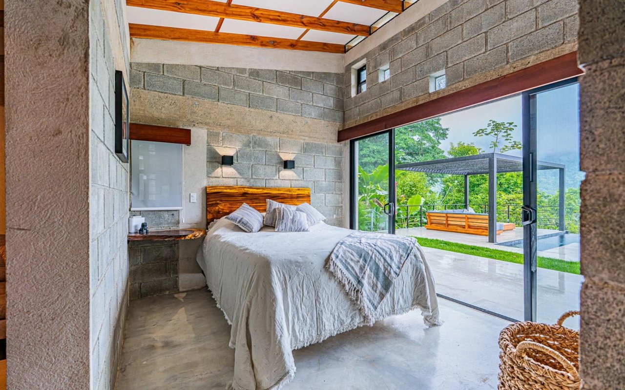 Off-Grid Regenerative Homestead, Perez Zeledon, San Jose