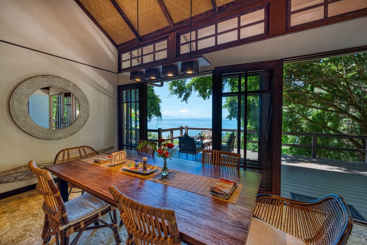 Balinese Beachfront Luxury Hotel, Uvita, Puntarenas
