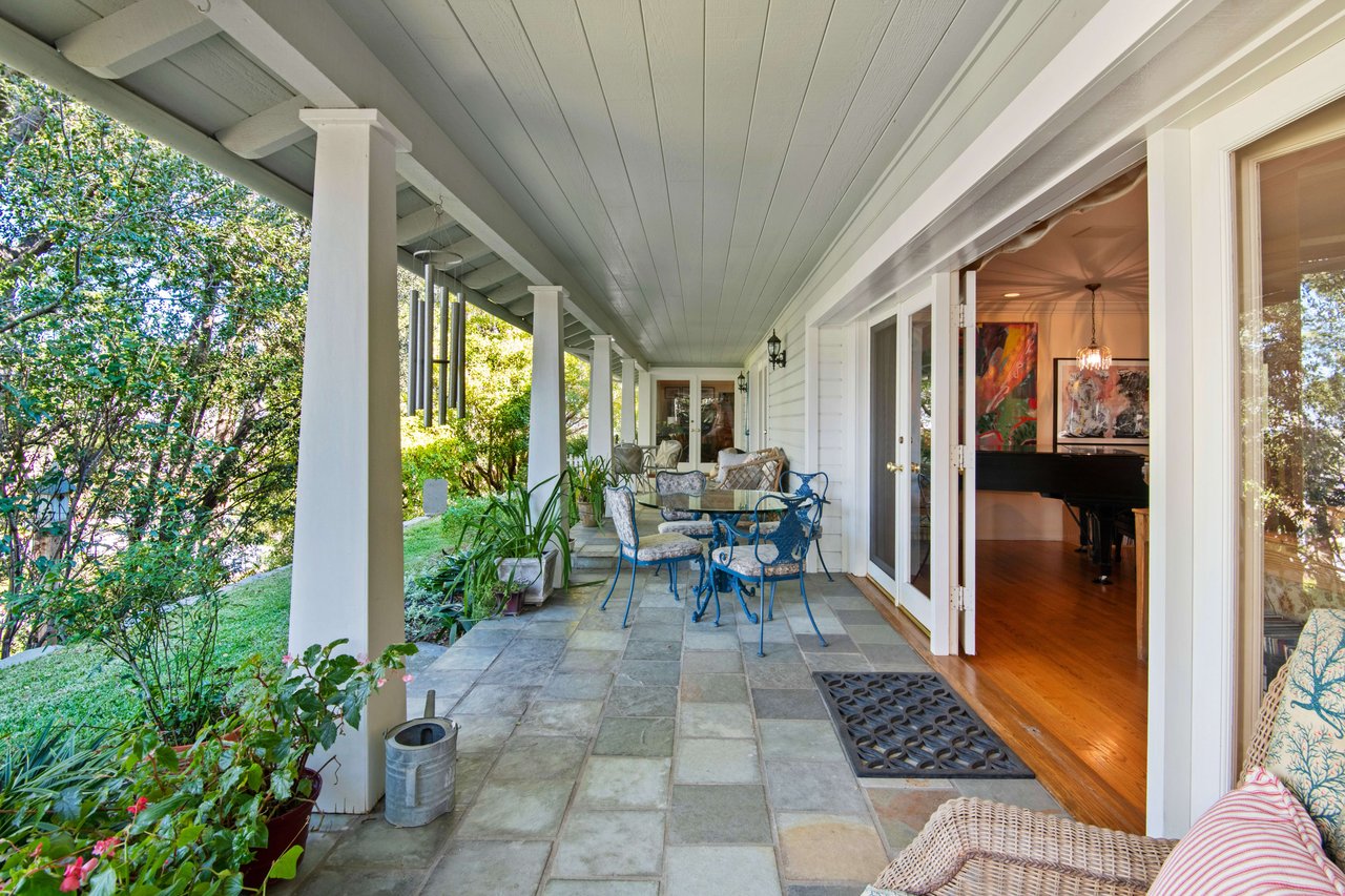 12184 Laurel Terrace Dr