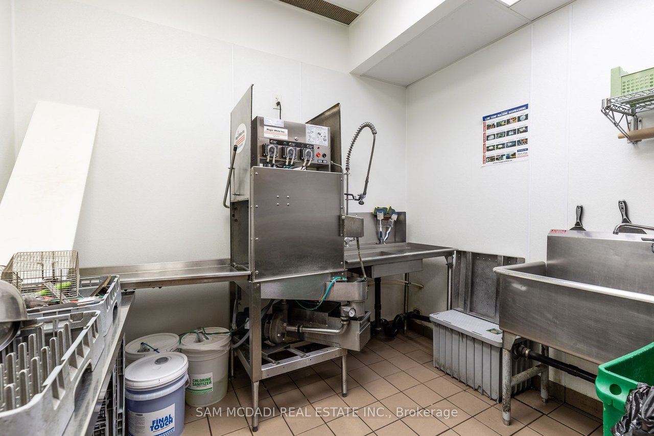 2501 Prince Michael Dr #6