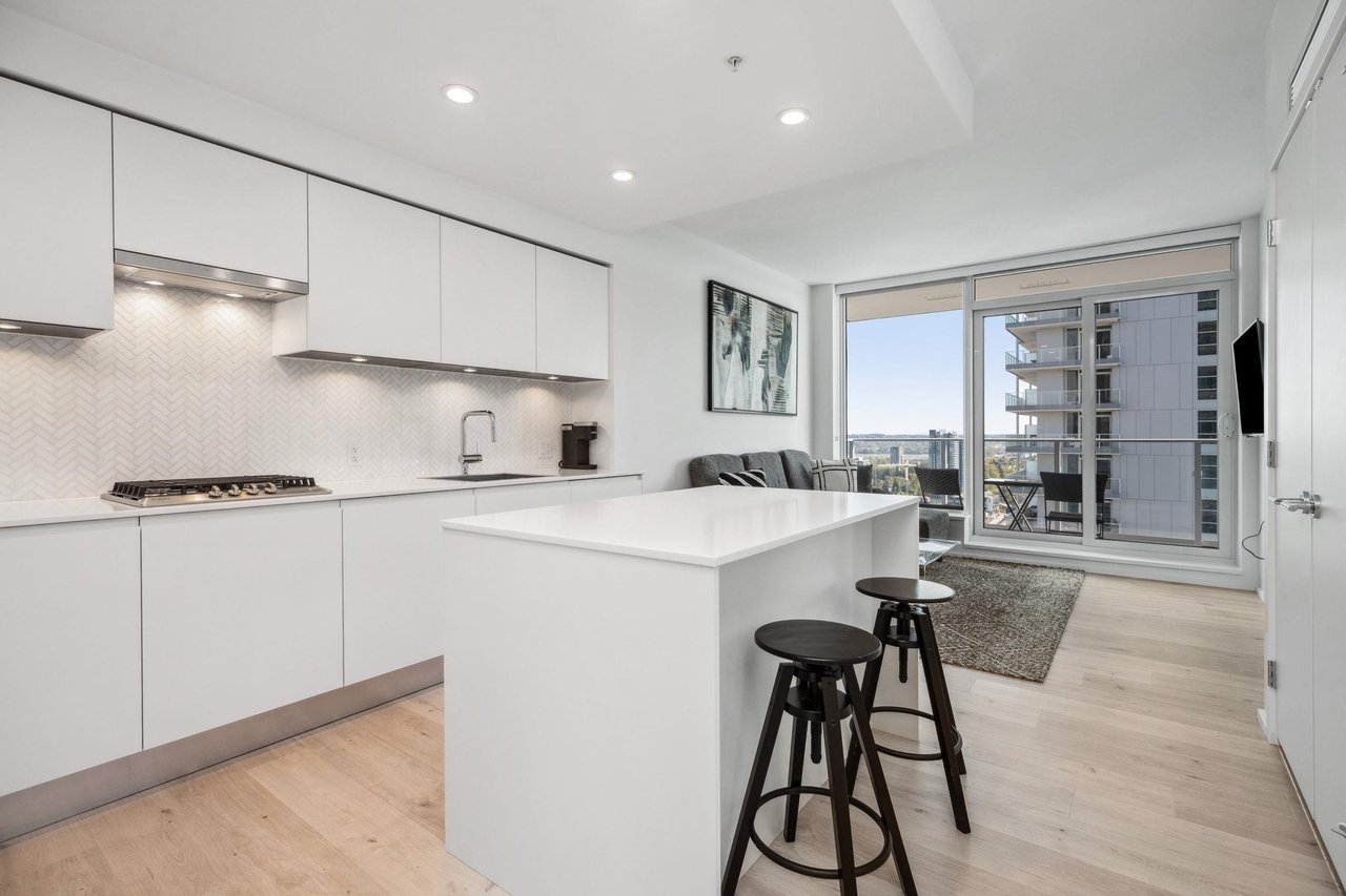 2006-3809 Evergreen Pl
