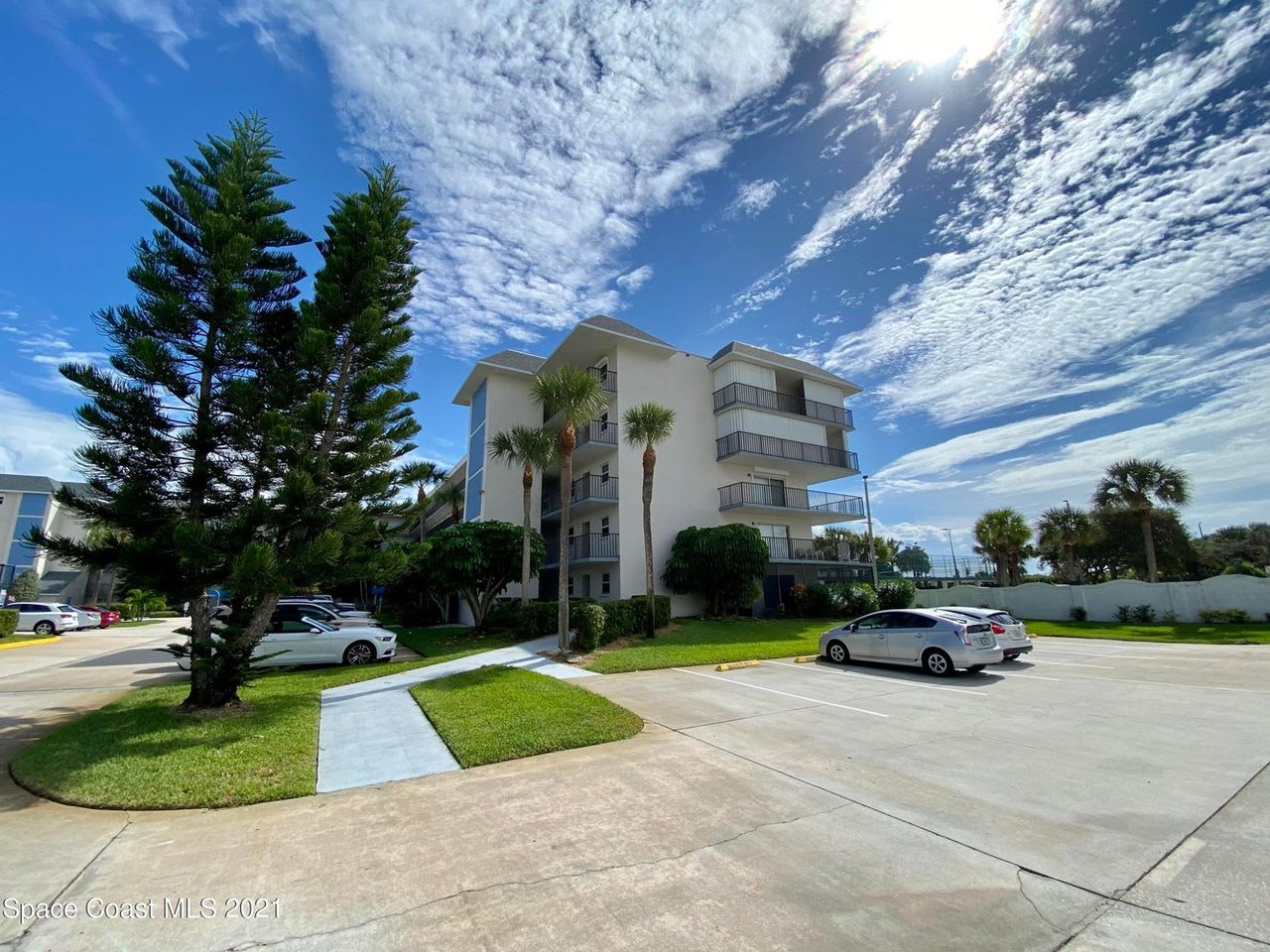 1700 North Atlantic Avenue Unit: 235