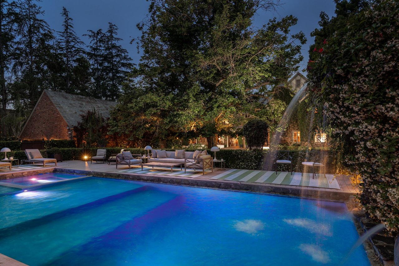 Stunning Gated Tudor
