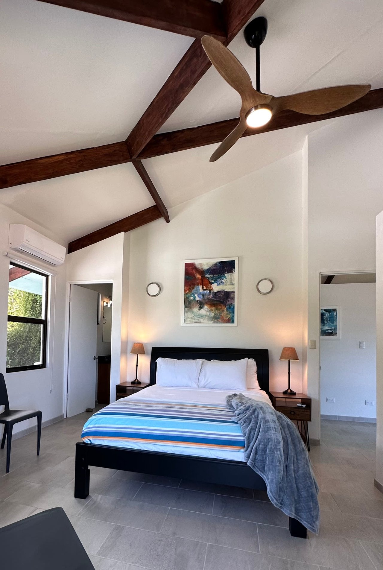 Uvita Home with Additional Lot Zoned Residential/Commercial
