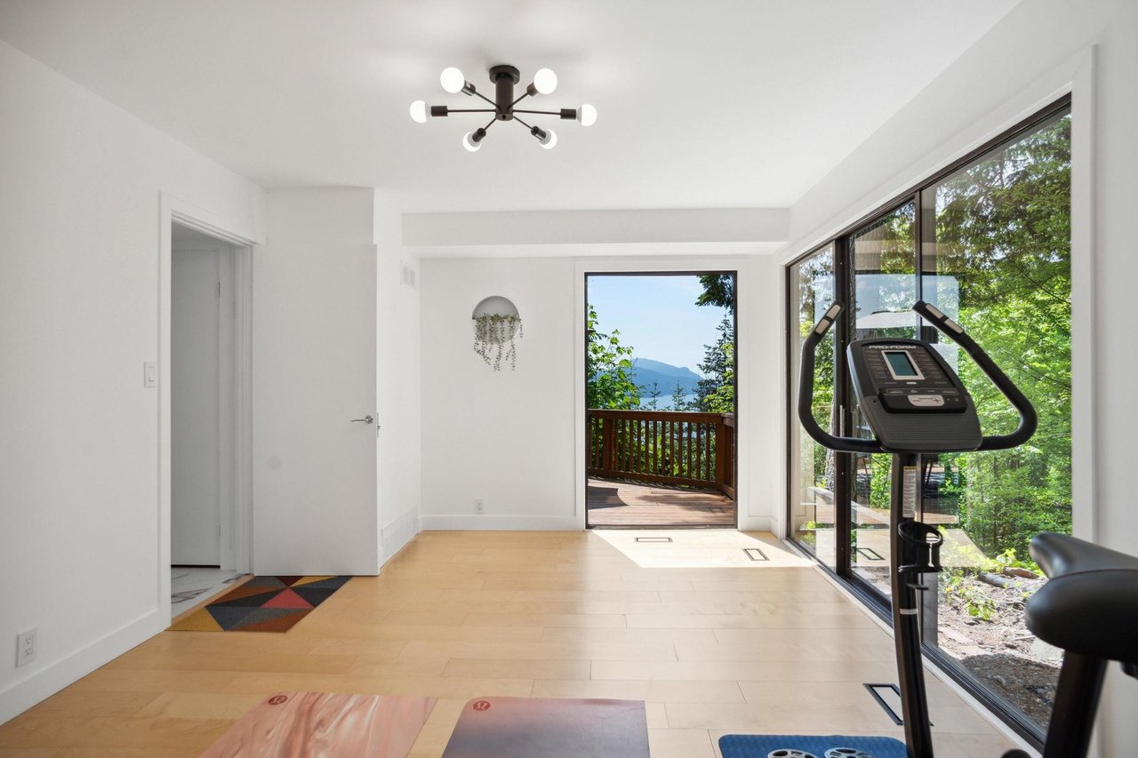 405 Timbertop Dr