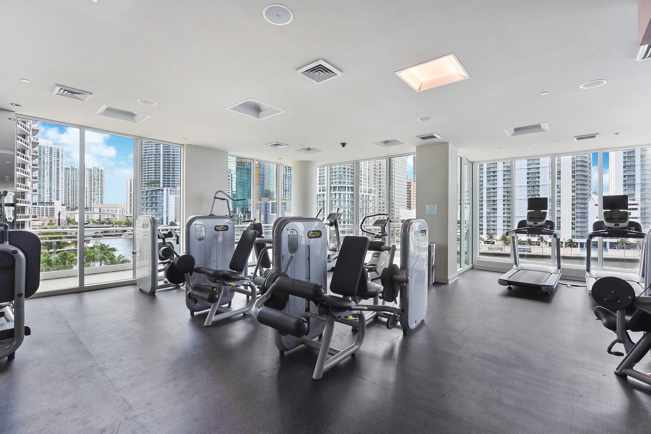 900 Brickell Key Boulevard Unit: 1102