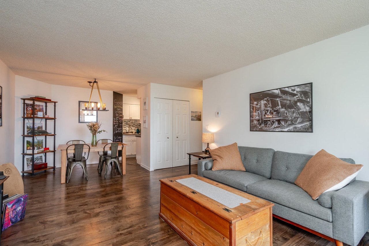 405-3760 Albert Street, Burnaby