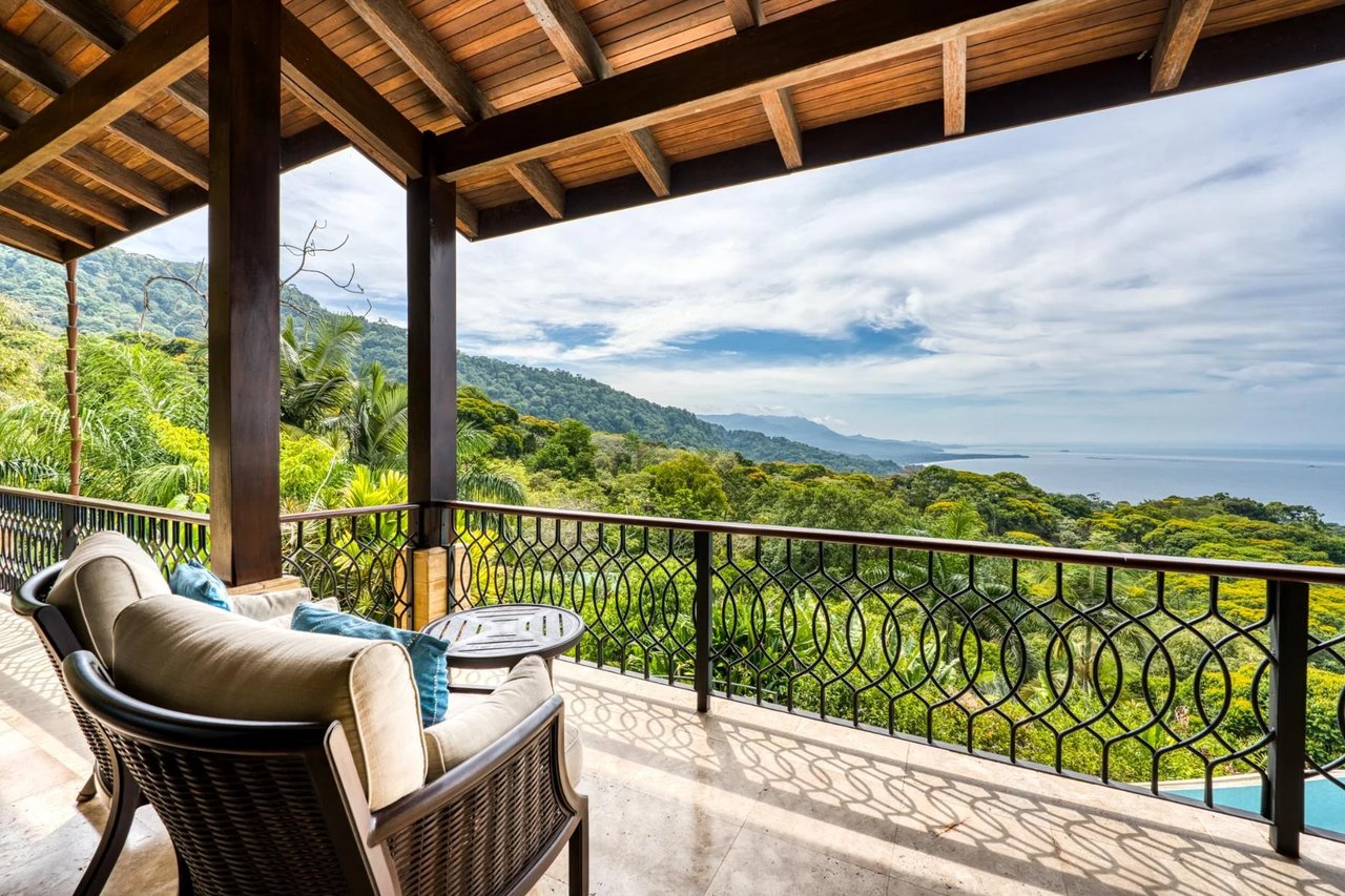 Luxury Ocean View Home, Dominical, Puntarenas