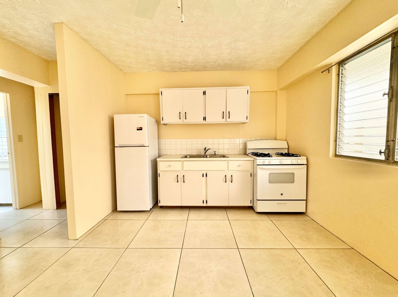 850 Road Town 1 Bedroom Apartment