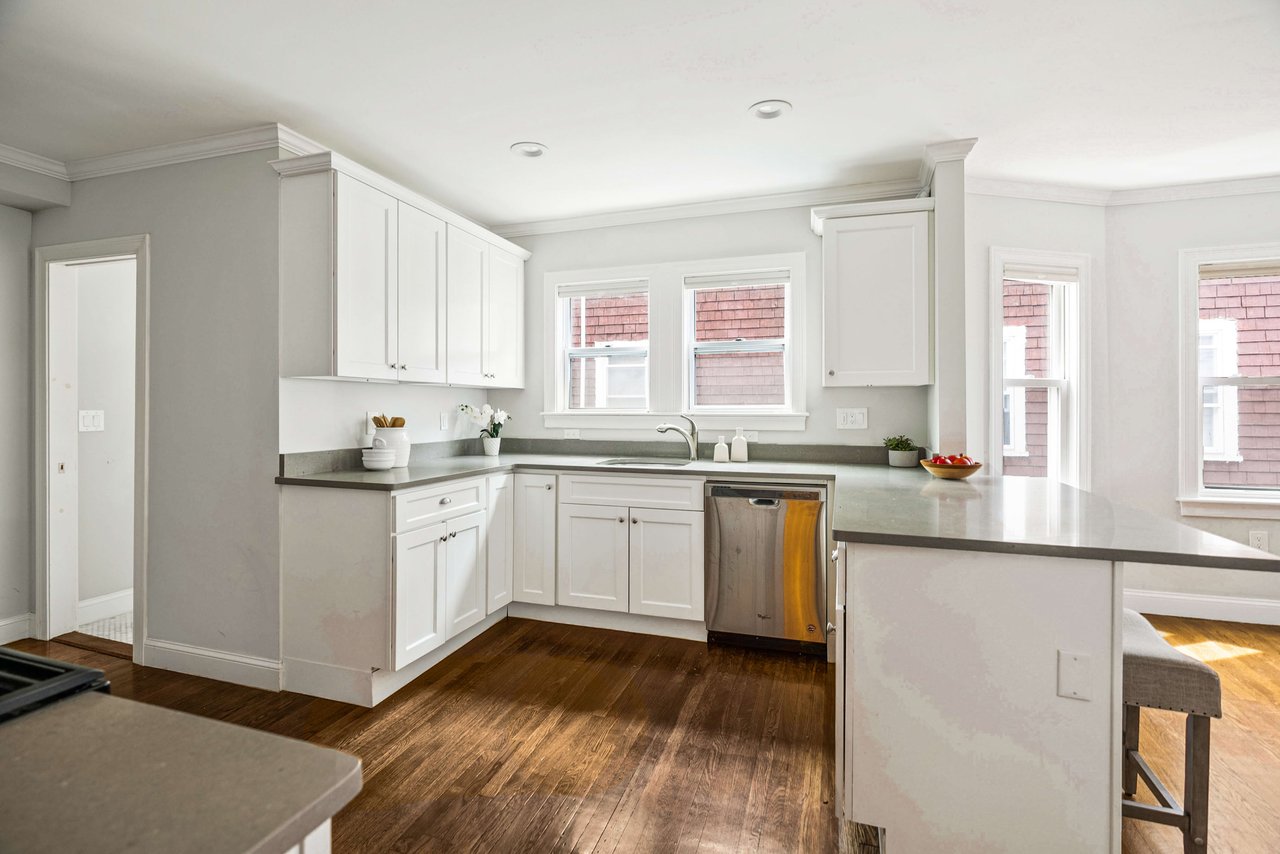 25 Granfield Ave Unit: 2