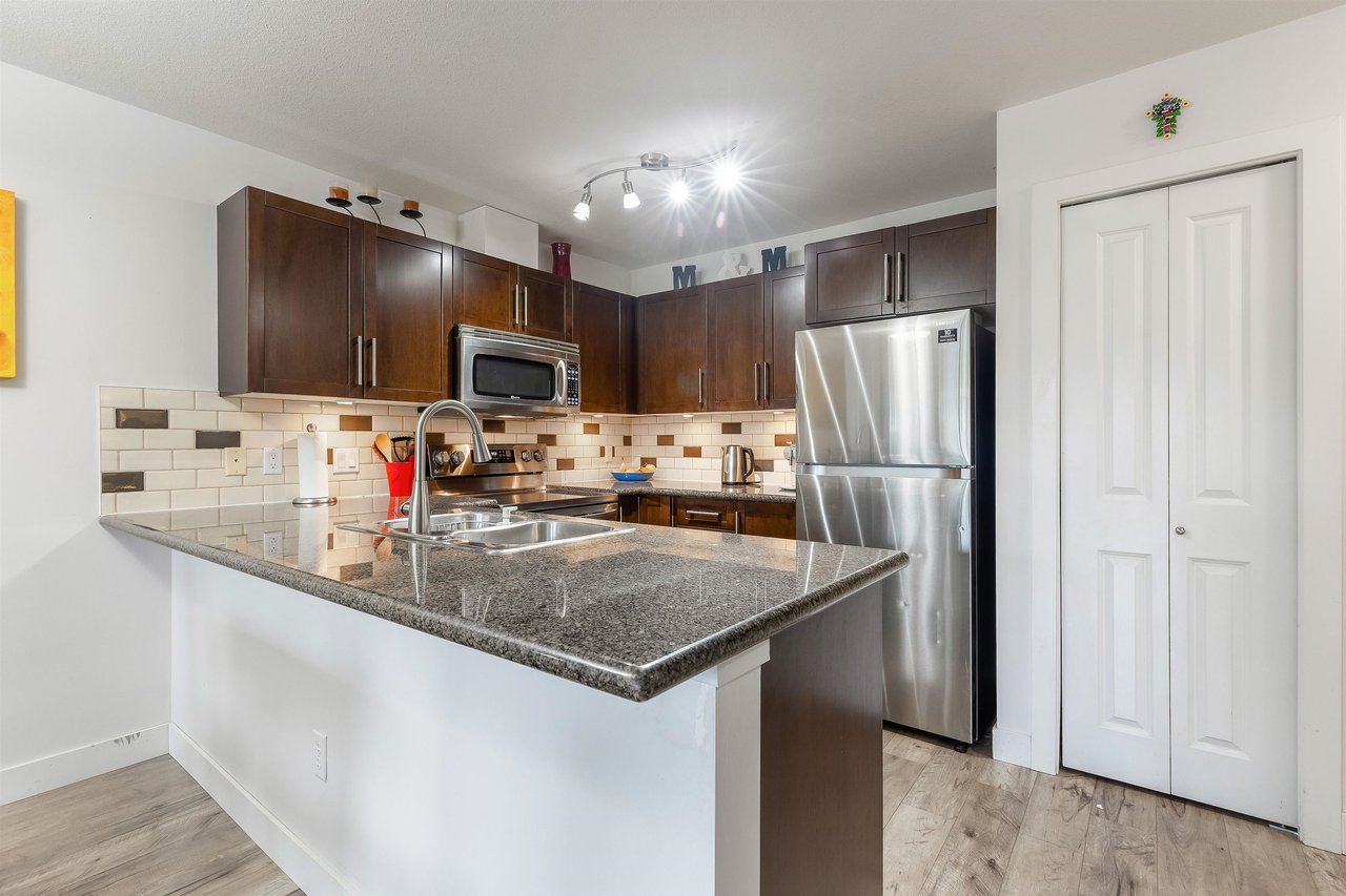 403-2468 Atkins Ave