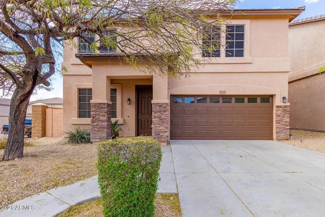 1906 E Patrick Ln