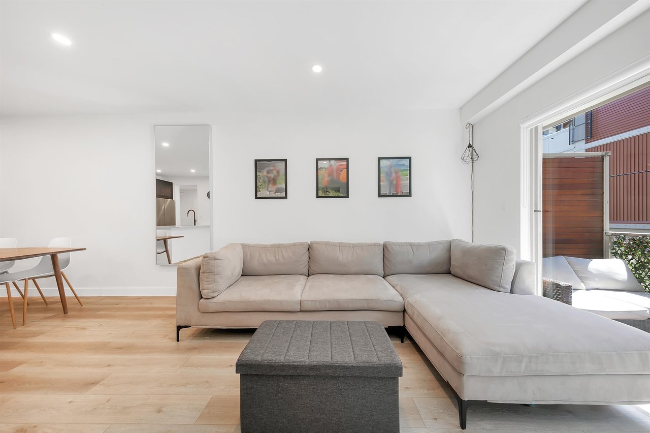 102-1033 St. Georges Ave