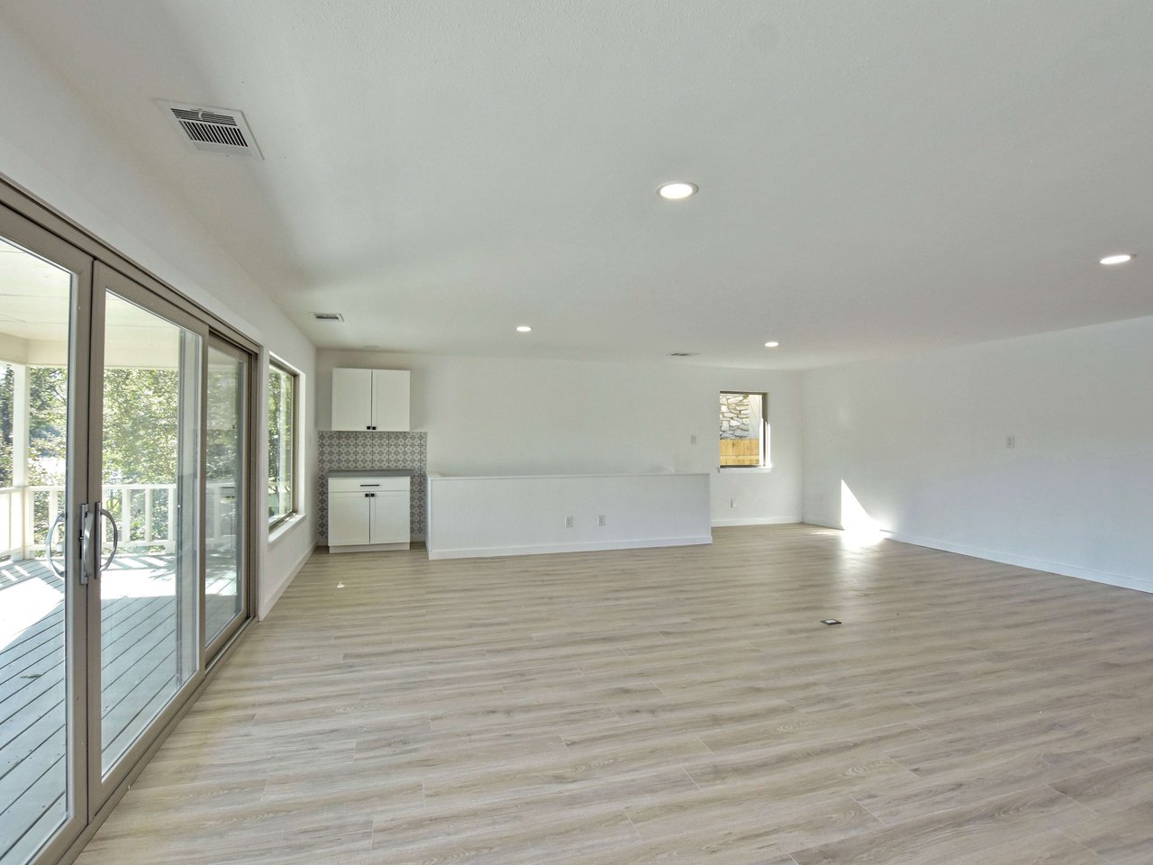 2642 Williams Lakeshore