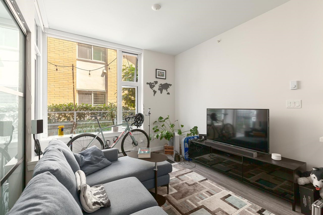 106-311 E 6th Ave