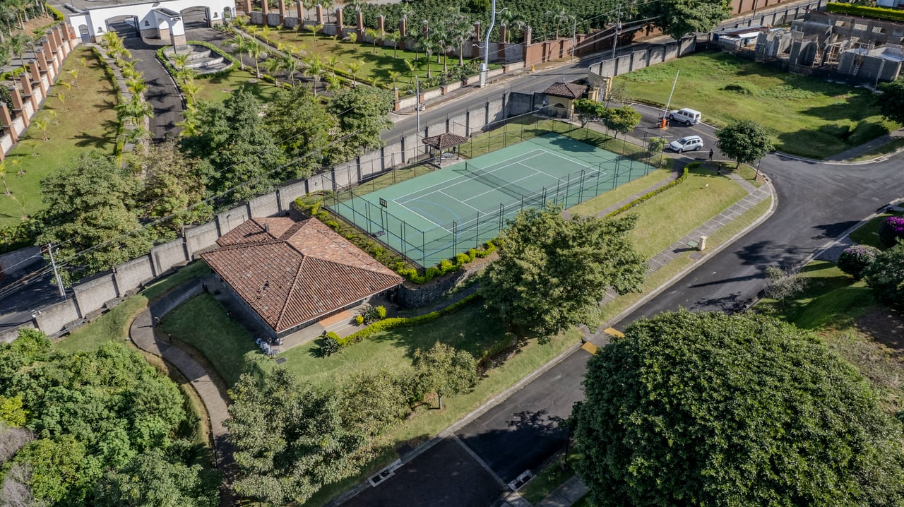 Multi Level Contemporary Estate, Curridabat, San Jose
