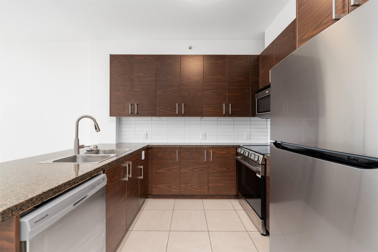 1002-2355 Madison Ave