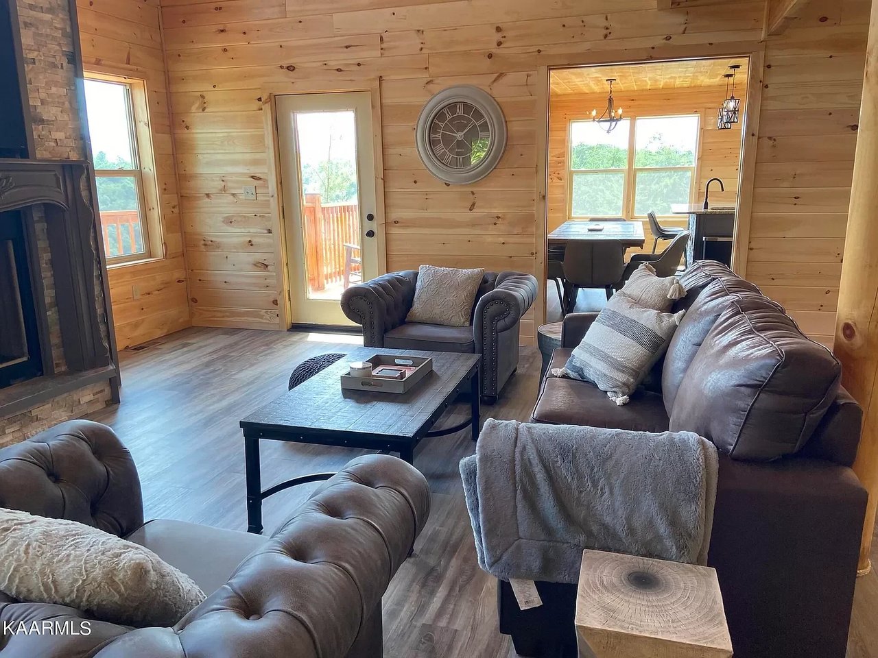 1064 Timber Woods Dr