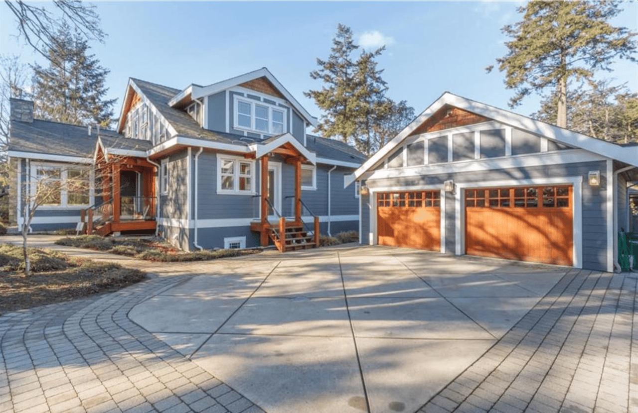 1994 Ferndale Rd 