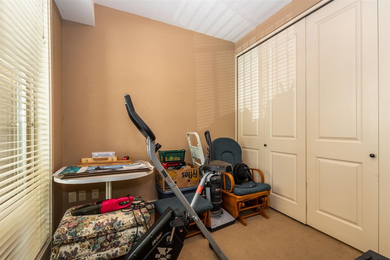 106-45893 Chesterfield Ave