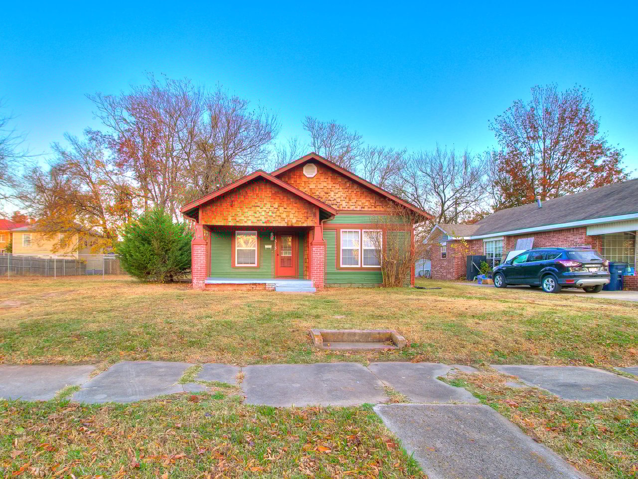 1313 N Beard Ave