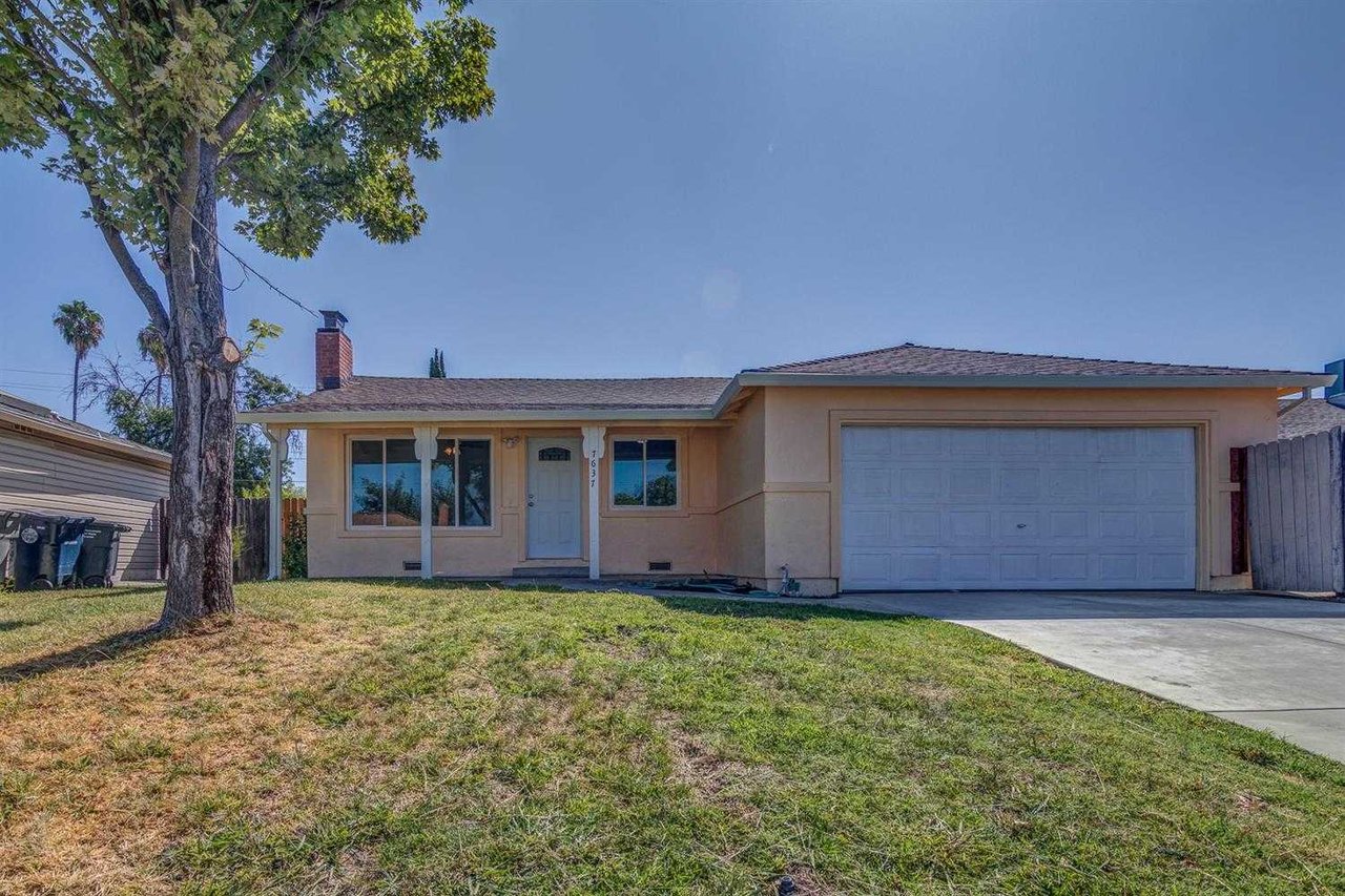 7637 Lytle Street