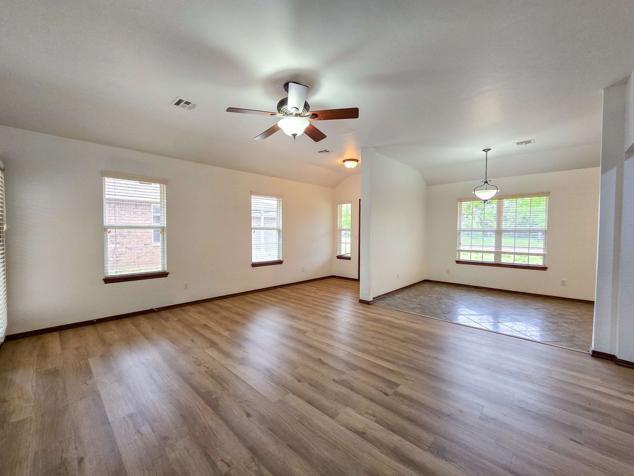 1211 Orchard Dr