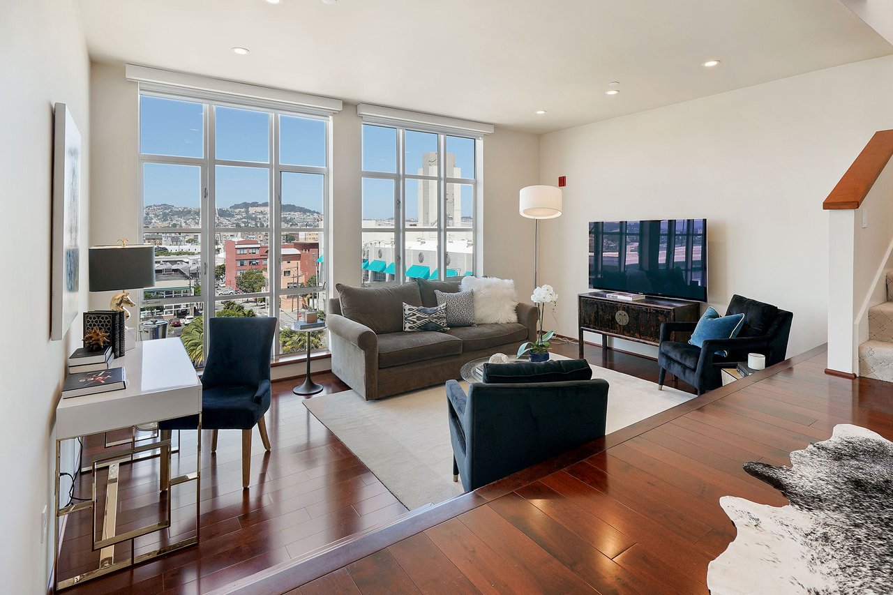 Spectacular Top Floor View Loft Condo