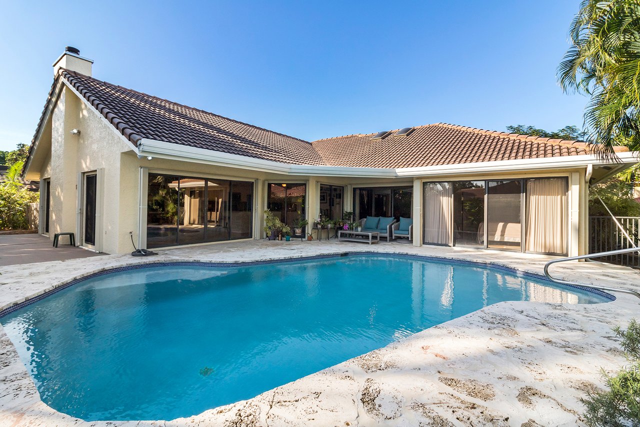 2848 NW 28th St