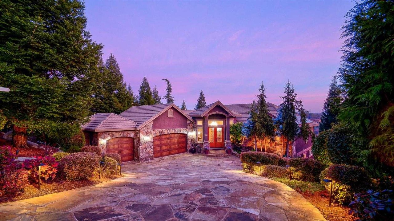 609 Lakeridge Drive