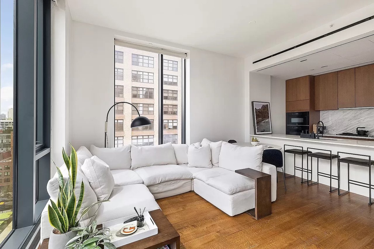 570 Broome Street #10A