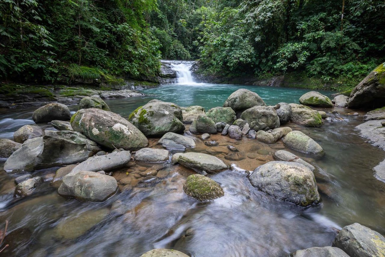 16.5 Acre, First Ridge, Fantastic Ocean Views, Private Swimming Holes