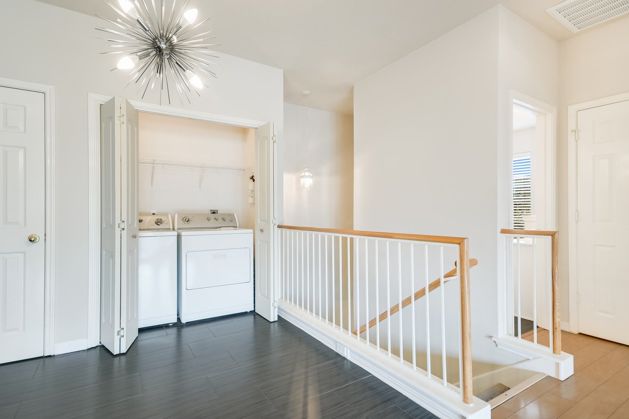 1900 Scofield Ridge Pkwy #701