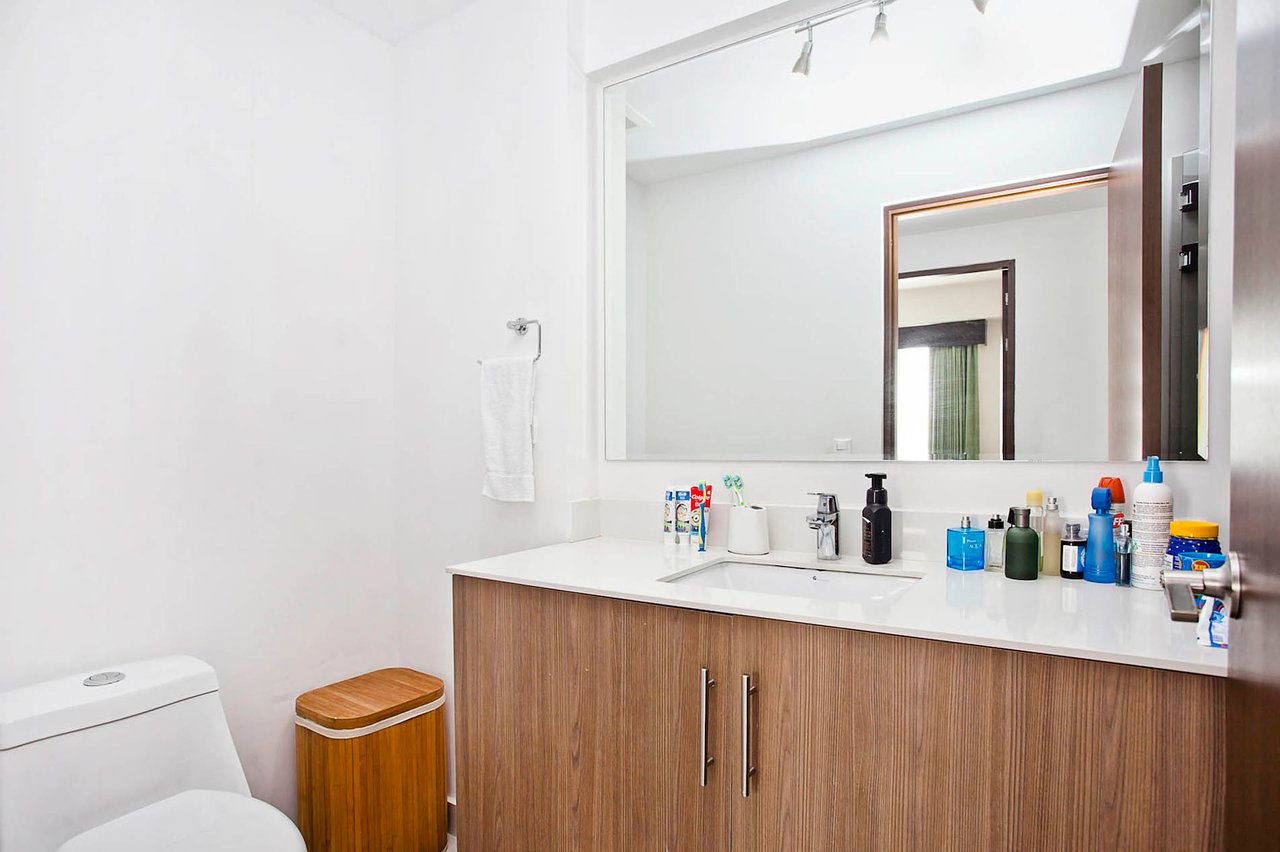 Custom Designer Corner Condo, Sabana and Rohrmoser, San Jose