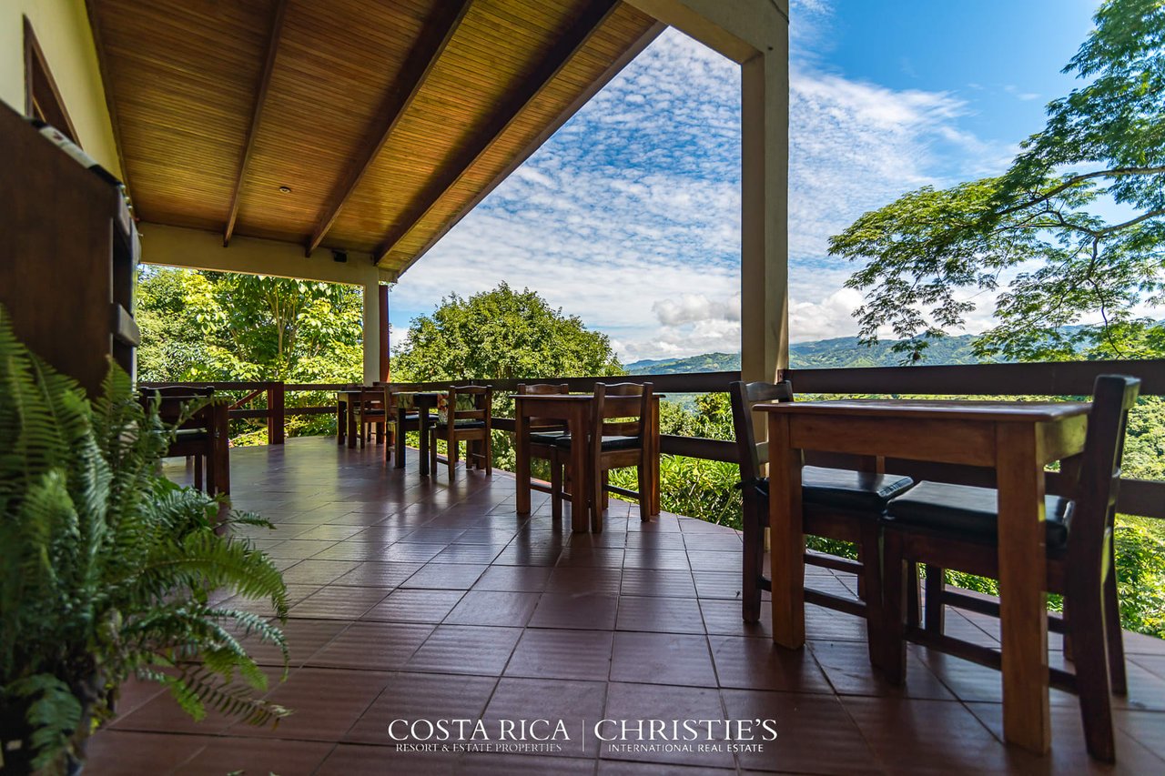 Eco-retreat and Wellness Center Amatierra