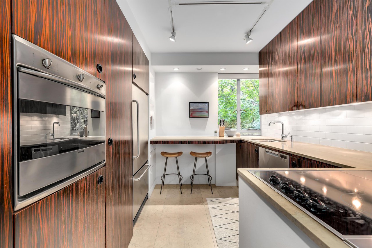 218-1445 Marpole Ave