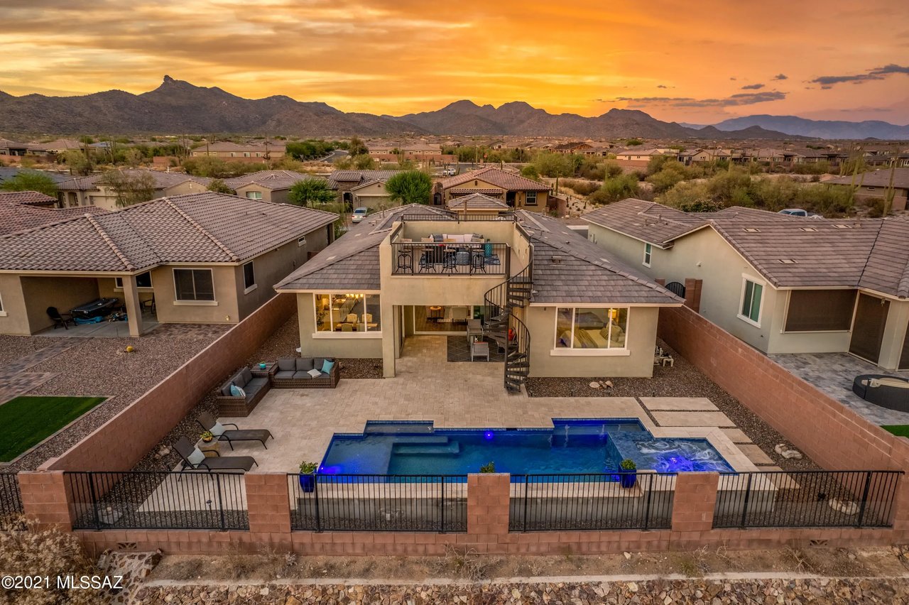 14089 N Silverleaf Ln