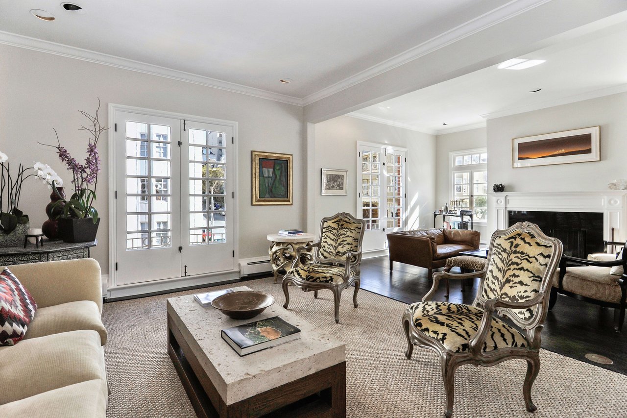 Exceptional Pacific Heights Condominium