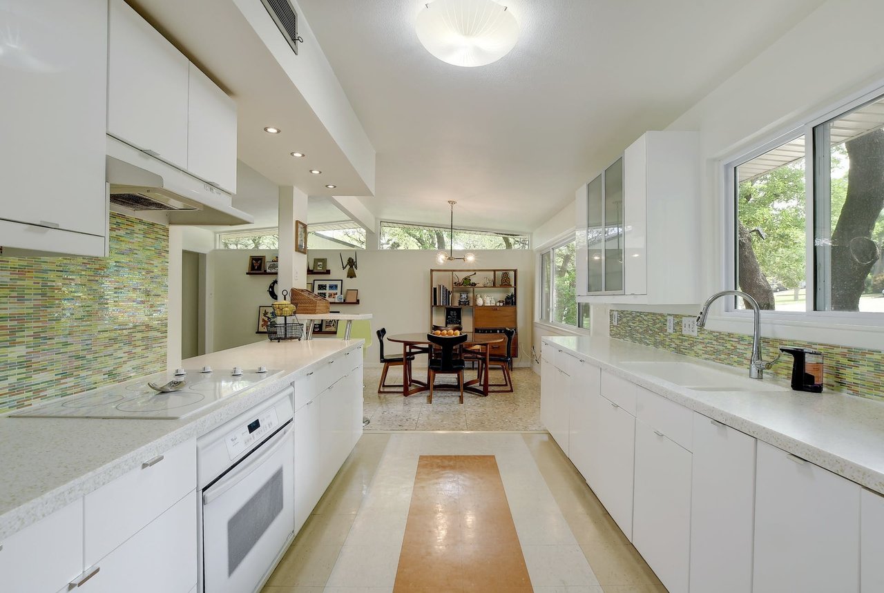 2305 Westworth Cir, Austin, Texas 78704