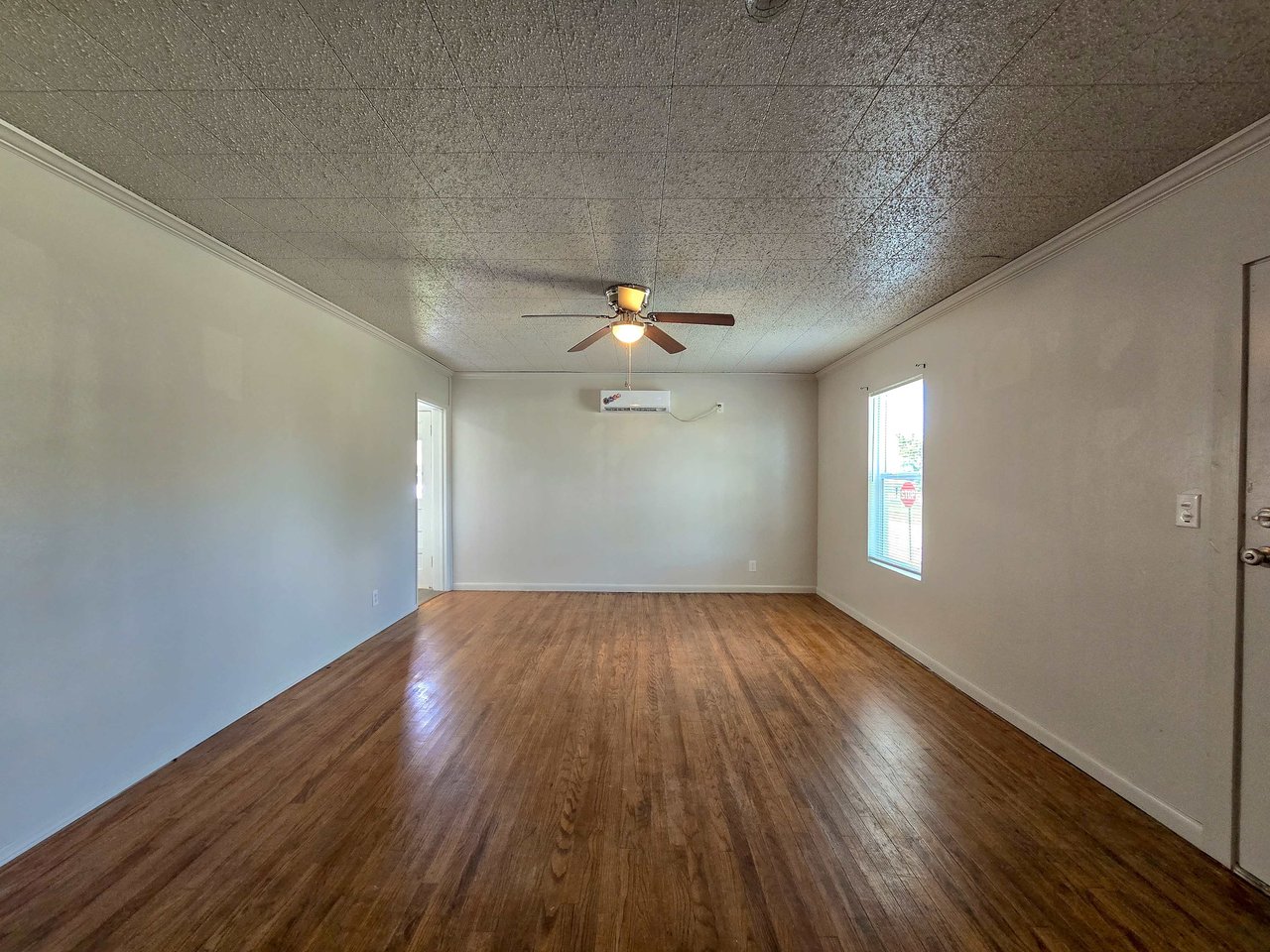 635 W Franklin St