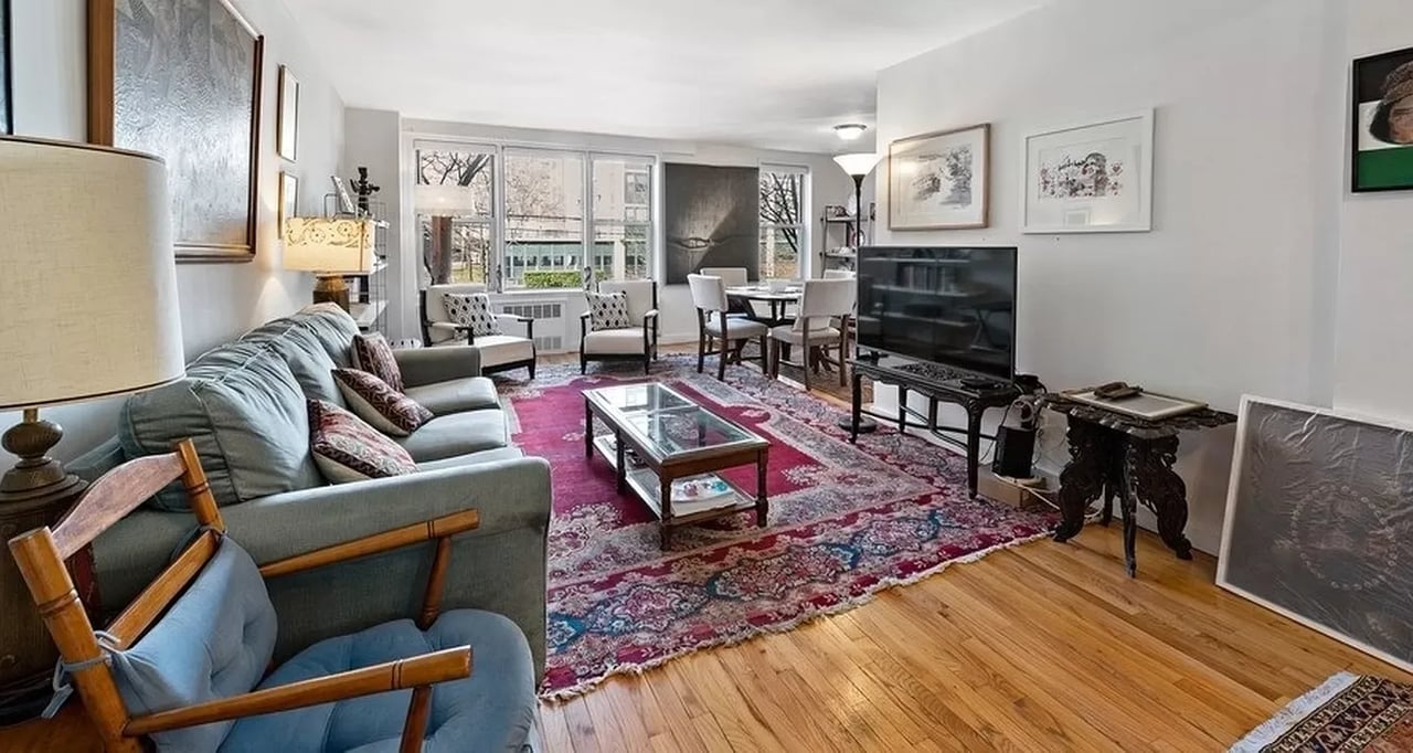 2736 Independence Avenue #2F